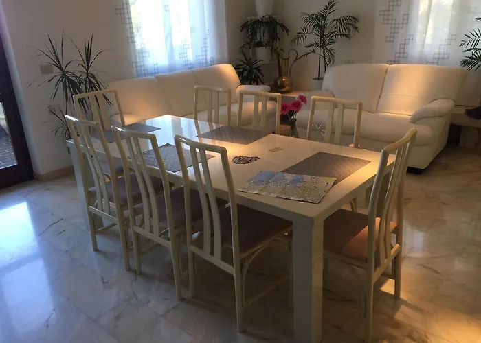 B&B Villa Inn Panzió Trieszt